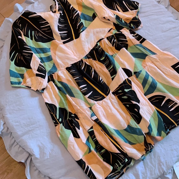 Dress - Picture 1 of 1